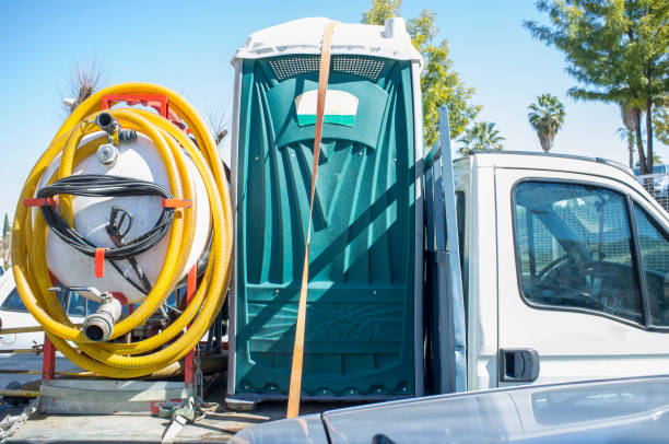 Best Portable restroom trailer rental  in Charlotte Park, FL
